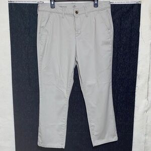 St. John's Bay Women's Capris - Light Beige
